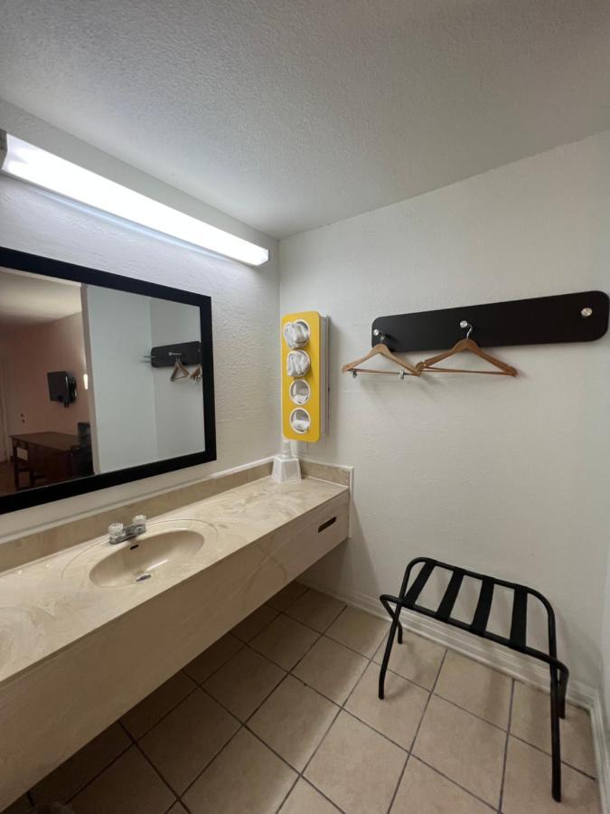 Motel 6 Lake Charles, La Esterno foto